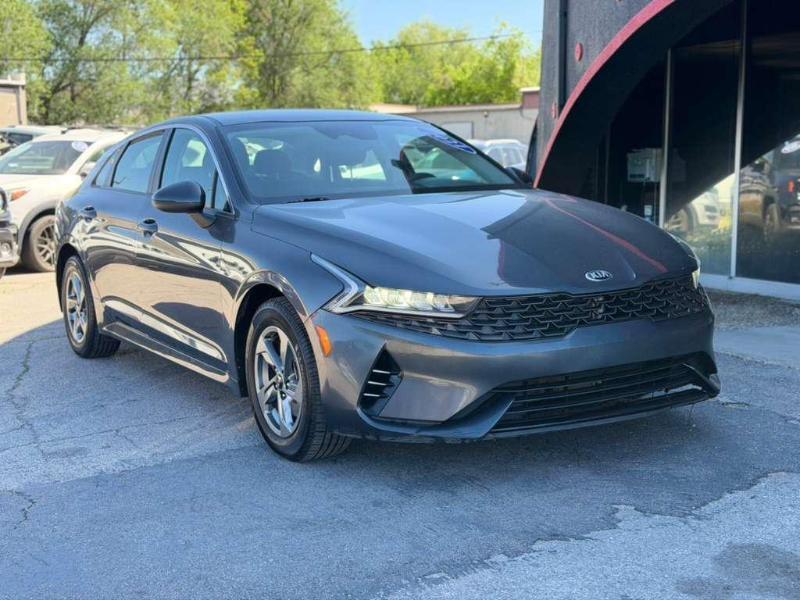 Kia K5 LXS 2021