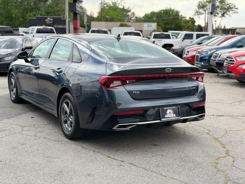 Kia K5 LXS 2021