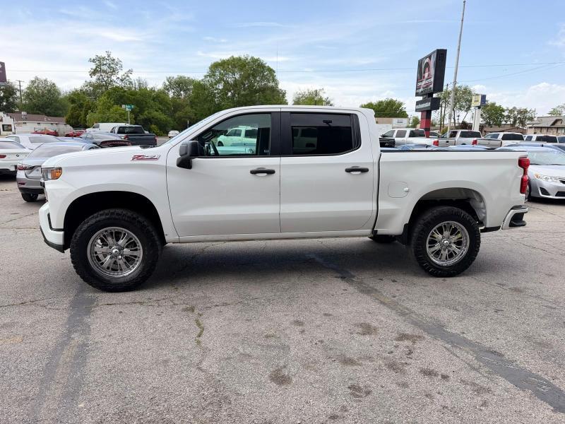 Chevrolet Silverado 1500 Custom Trail Boss Crew Cab Long Box 4WD 2019