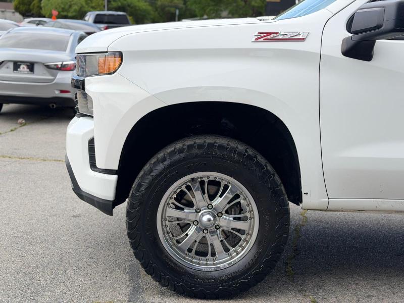 Chevrolet Silverado 1500 Custom Trail Boss Crew Cab Long Box 4WD 2019