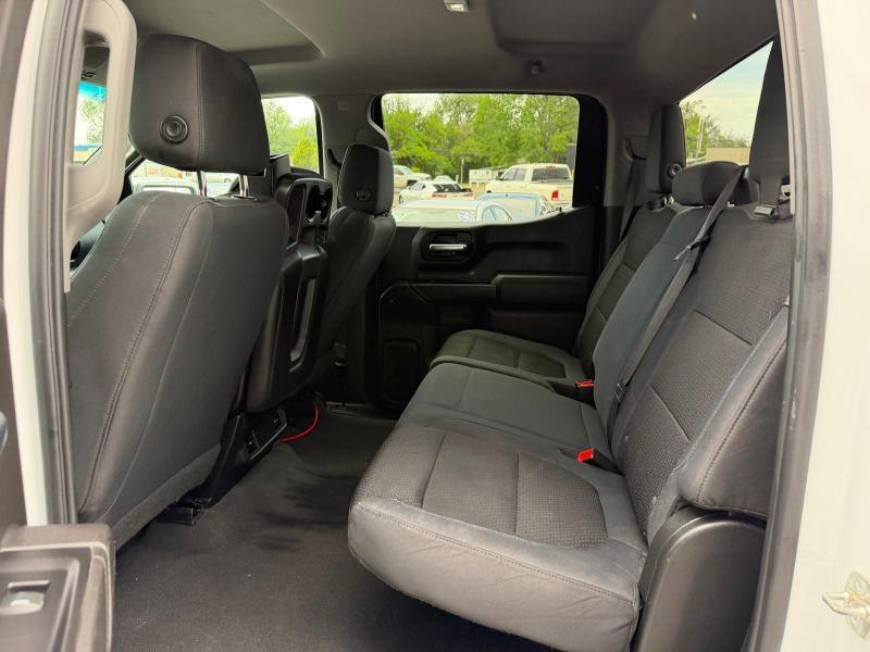 Chevrolet Silverado 1500 Custom Trail Boss Crew Cab Long Box 4WD 2019