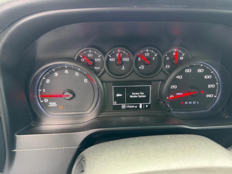 Chevrolet Silverado 1500 Custom Trail Boss Crew Cab Long Box 4WD 2019