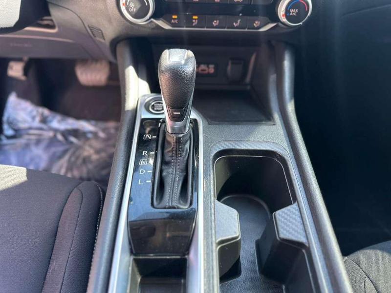 Nissan Sentra SV 2024