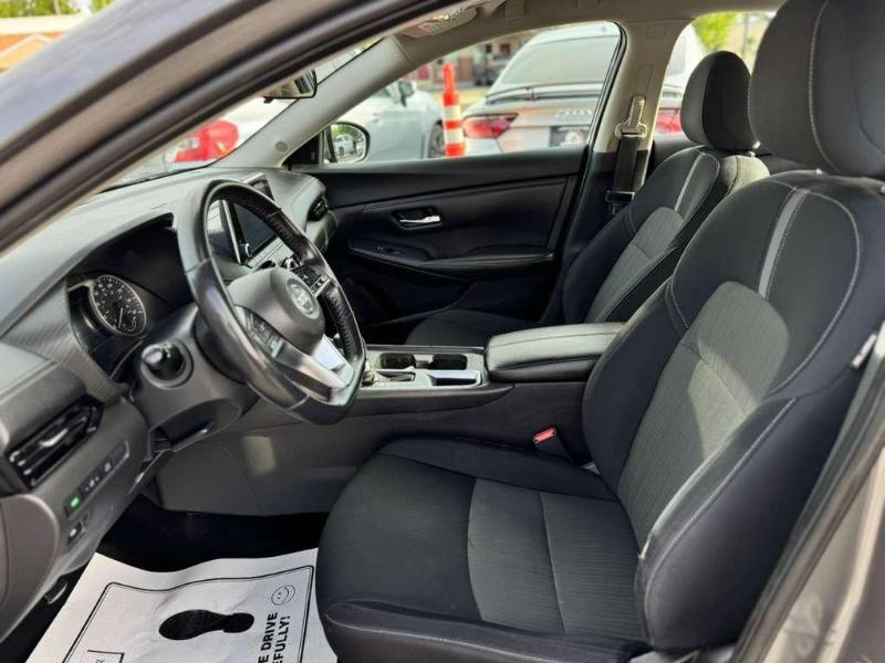Nissan Sentra SV 2021