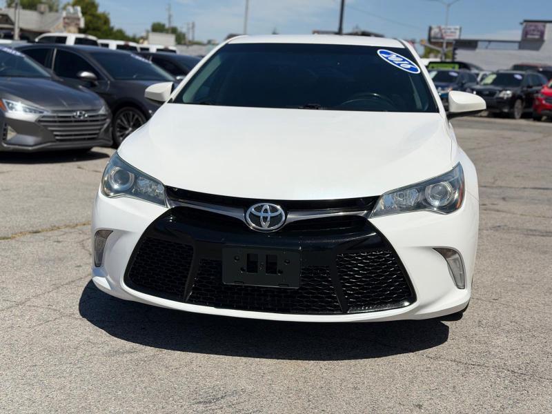 Toyota Camry XLE 2016