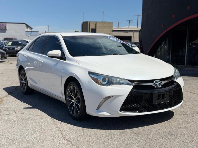 Toyota Camry XLE 2016