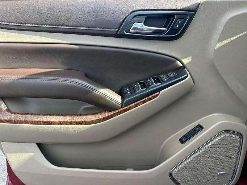 Chevrolet Suburban Premier 4WD 2017