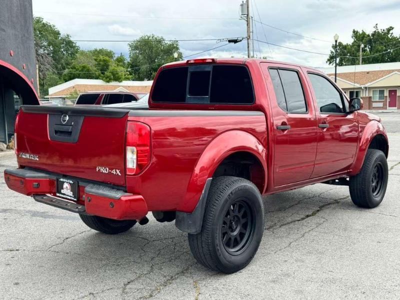 Nissan Frontier SL Crew Cab 5AT 4WD 2018