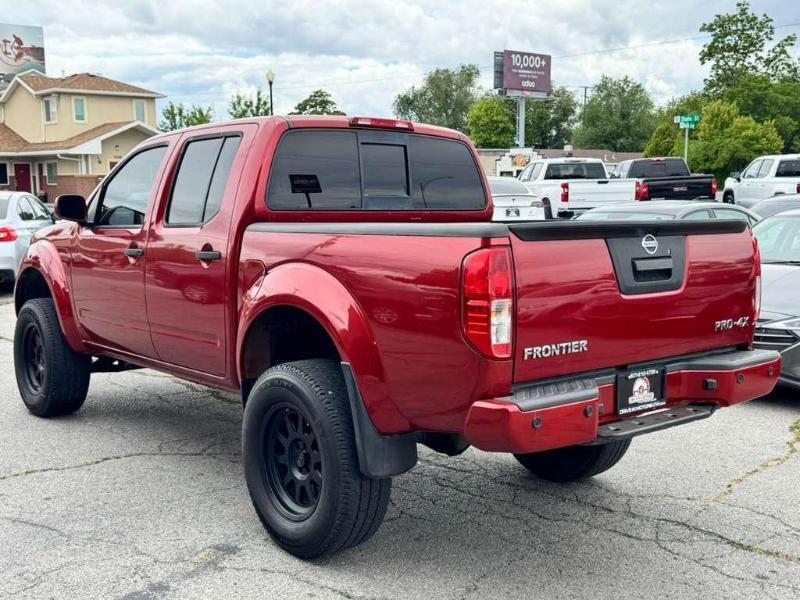 Nissan Frontier SL Crew Cab 5AT 4WD 2018