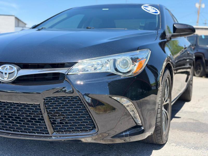 Toyota Camry XLE 2016