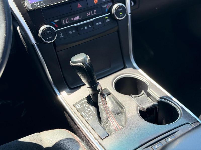Toyota Camry XLE 2016