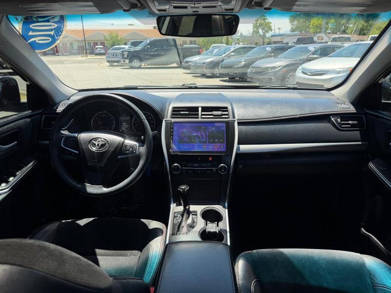 Toyota Camry XLE 2016