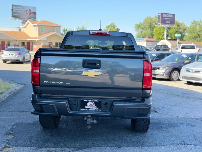 Chevrolet Colorado Work Truck Crew Cab 4WD Short Box 2017