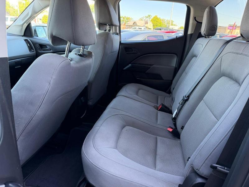 Chevrolet Colorado Work Truck Crew Cab 4WD Short Box 2017