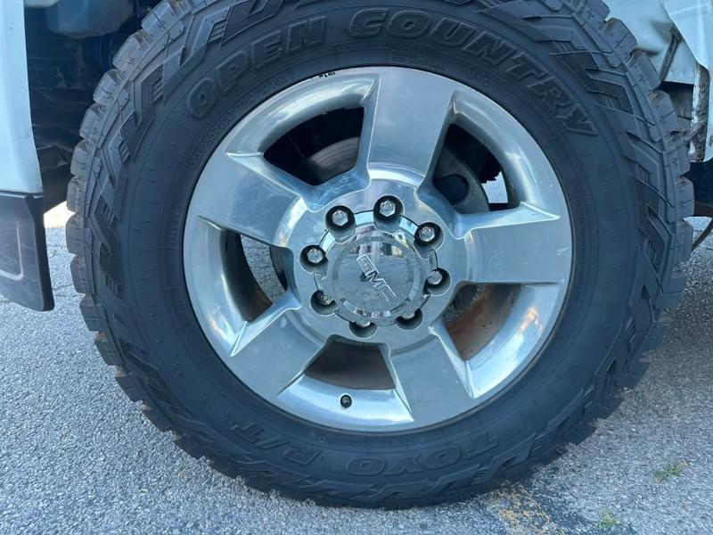 GMC Sierra 2500HD Denali Crew Cab 4WD 2016