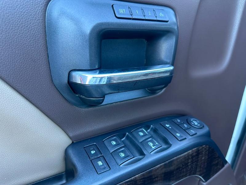 GMC Sierra 2500HD Denali Crew Cab 4WD 2016