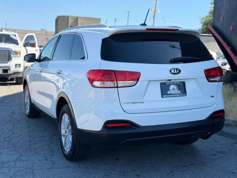 Kia Sorento LX V6 AWD 2017