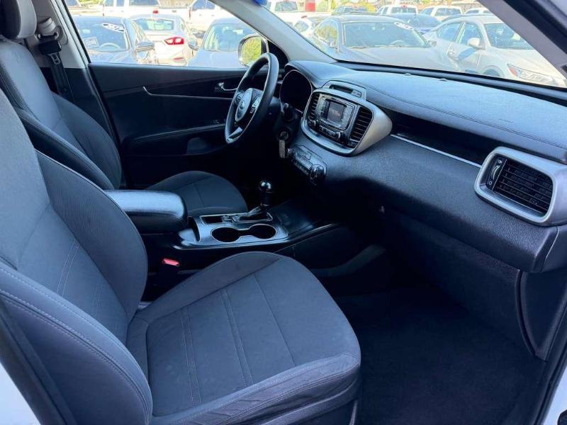 Kia Sorento LX V6 AWD 2017