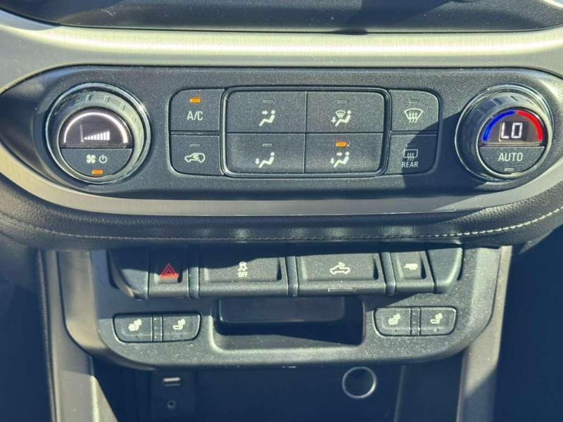 GMC Canyon SLT Crew Cab 4WD Short Box 2016