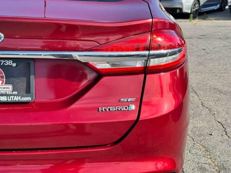 Ford Fusion Hybrid SE 2017