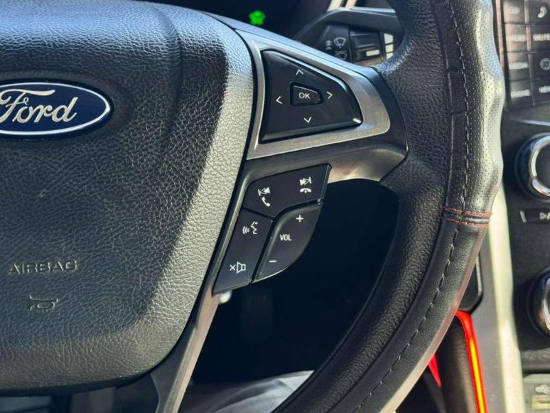 Ford Fusion Hybrid SE 2017