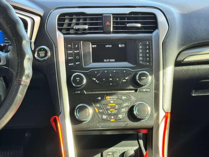 Ford Fusion Hybrid SE 2017
