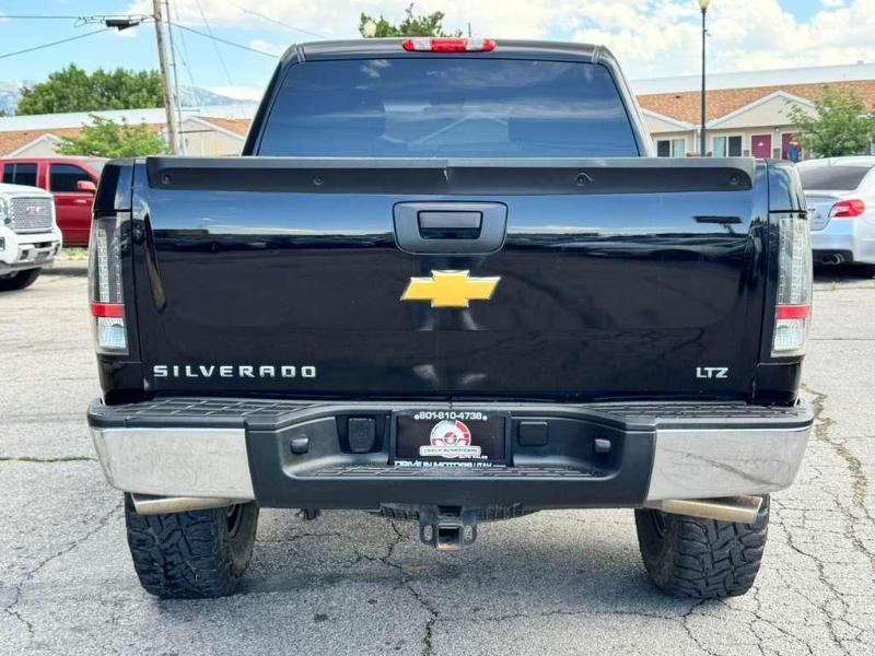 Chevrolet Silverado 1500 LTZ Crew Cab 4WD 2013