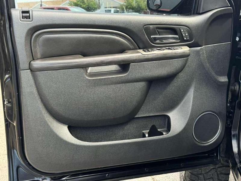 Chevrolet Silverado 1500 LTZ Crew Cab 4WD 2013