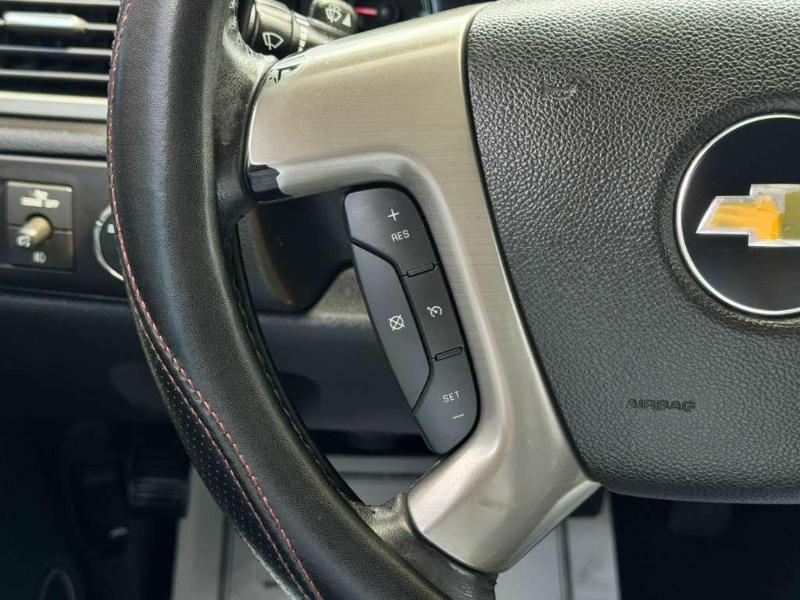 Chevrolet Silverado 1500 LTZ Crew Cab 4WD 2013
