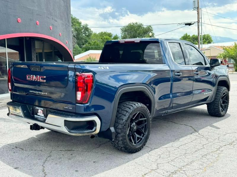 GMC Sierra 1500 SLE Double Cab 4WD 2021