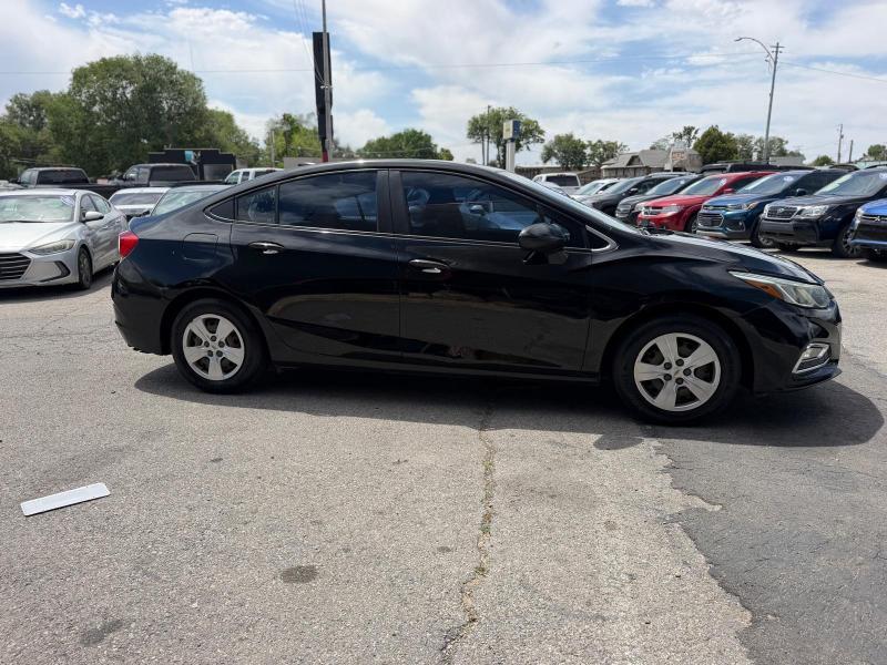Chevrolet Cruze LS Auto 2017