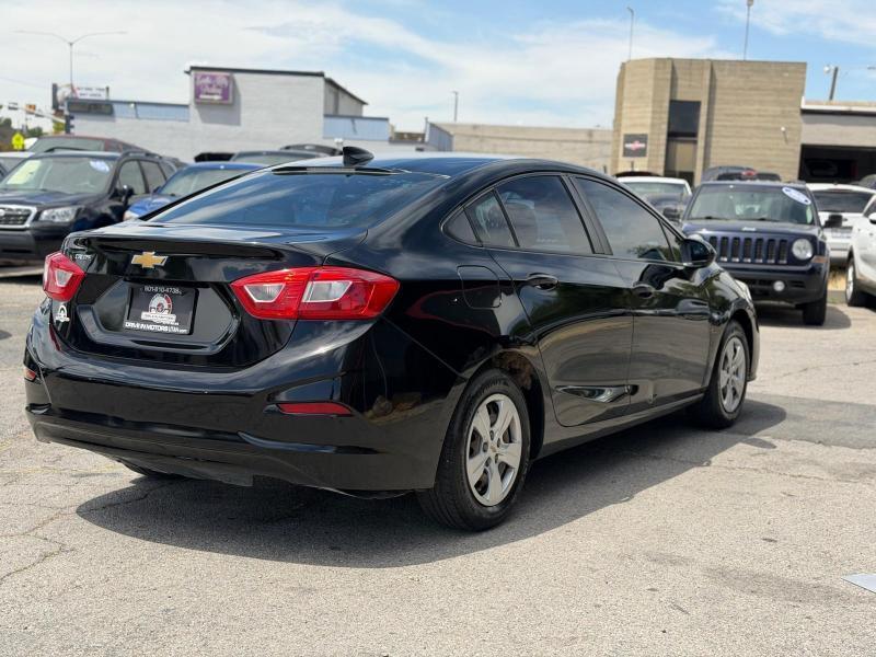Chevrolet Cruze LS Auto 2017