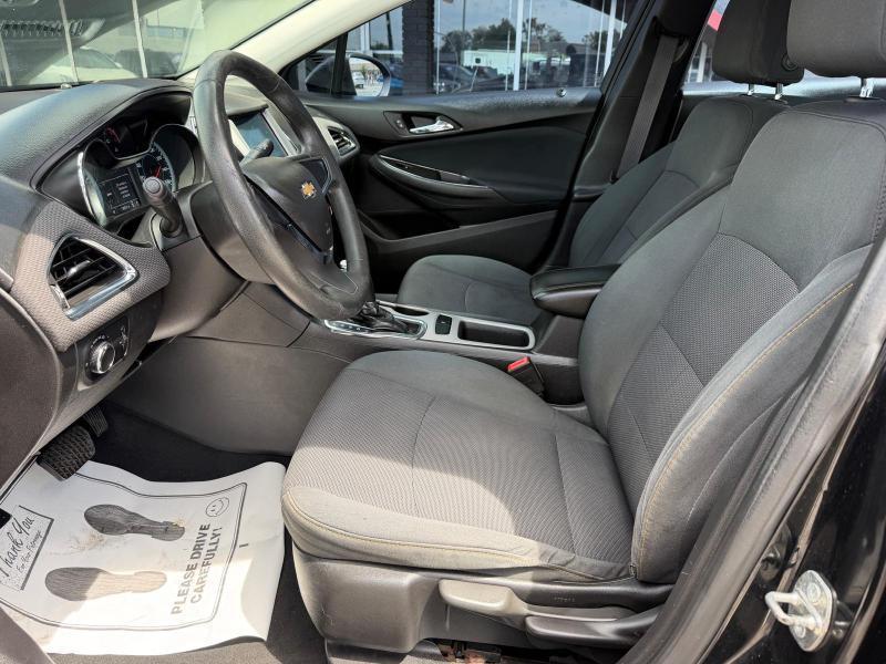 Chevrolet Cruze LS Auto 2017