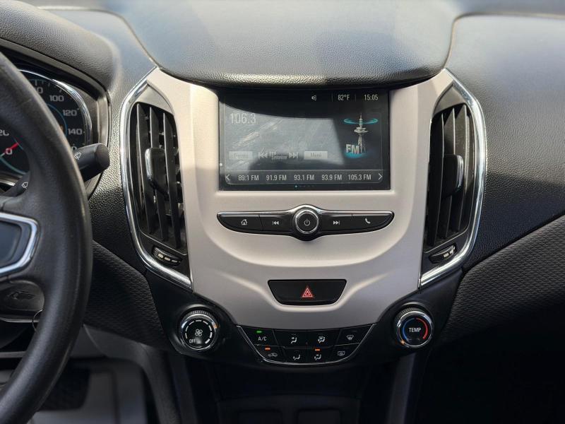 Chevrolet Cruze LS Auto 2017
