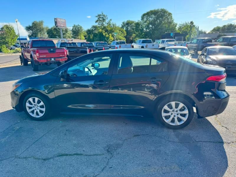 Toyota Corolla LE 2022