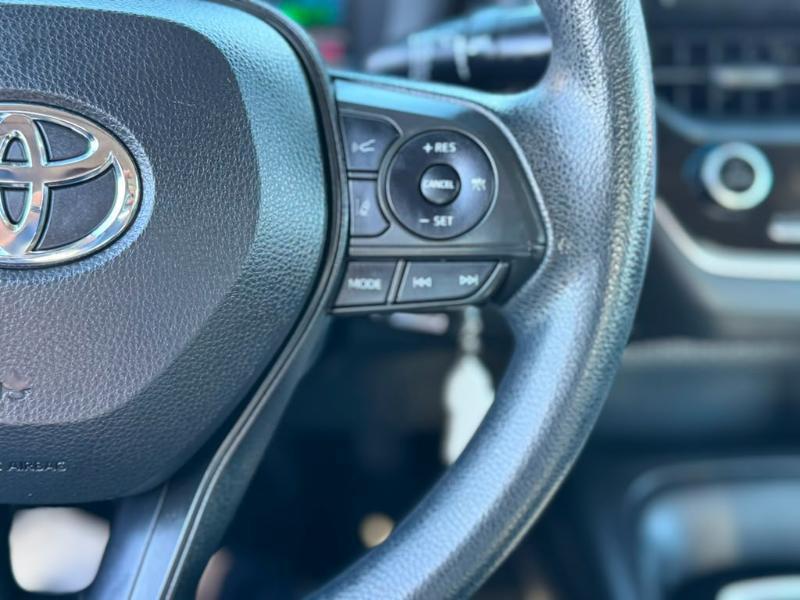 Toyota Corolla LE 2022