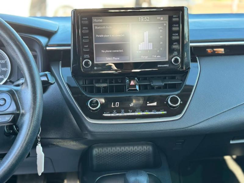 Toyota Corolla LE 2022