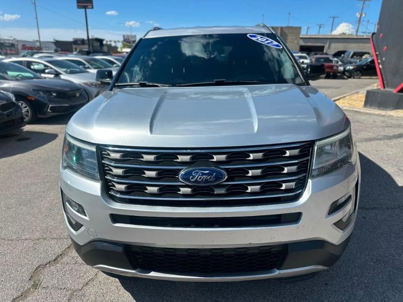 Ford Explorer XLT 4WD 2017