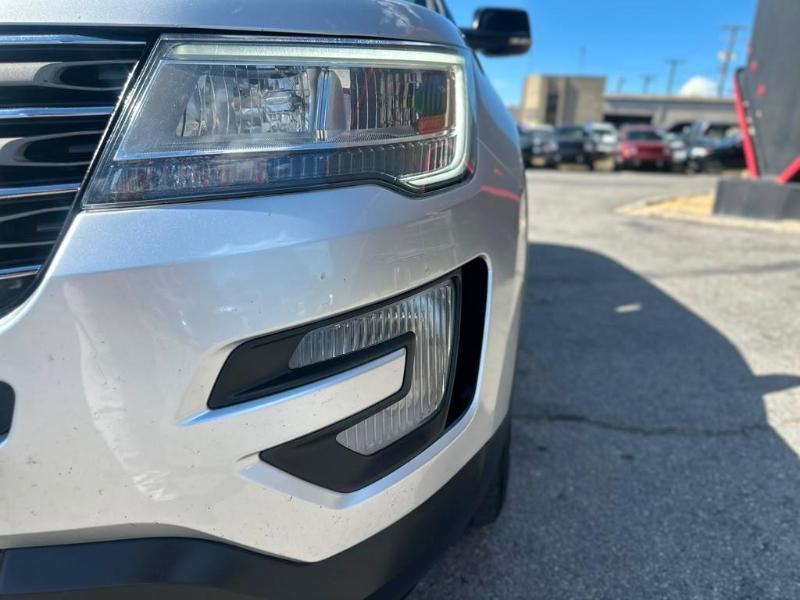 Ford Explorer XLT 4WD 2017