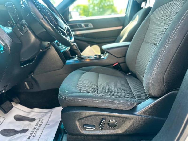 Ford Explorer XLT 4WD 2017