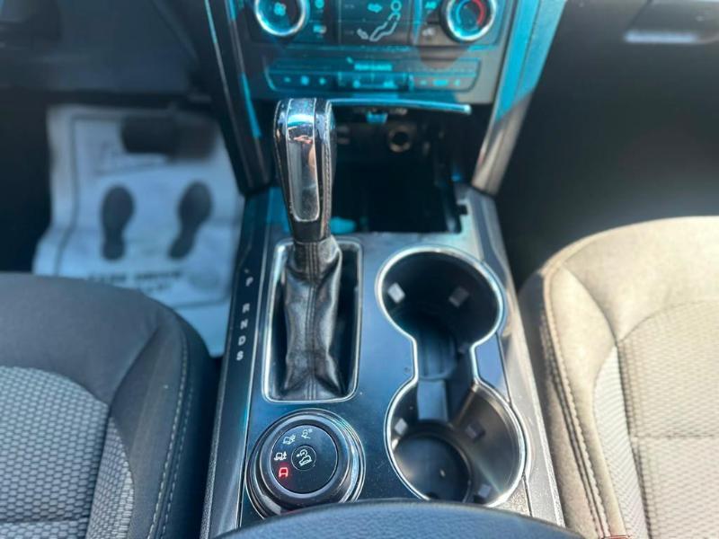 Ford Explorer XLT 4WD 2017