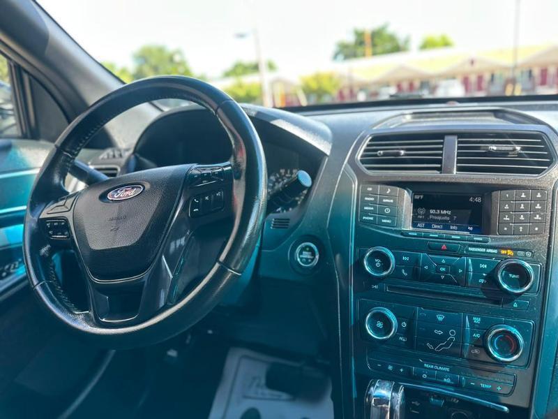 Ford Explorer XLT 4WD 2017