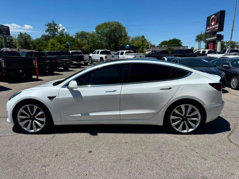 Tesla Model 3 Long Range 2018
