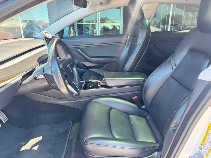 Tesla Model 3 Long Range 2018