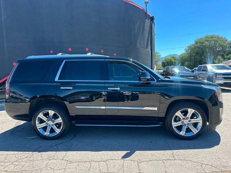 Cadillac Escalade Premium 4WD 2018