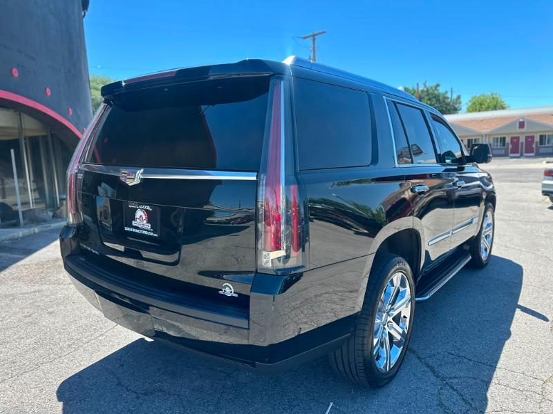 Cadillac Escalade Premium 4WD 2018