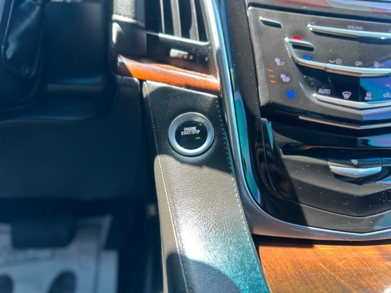 Cadillac Escalade Premium 4WD 2018
