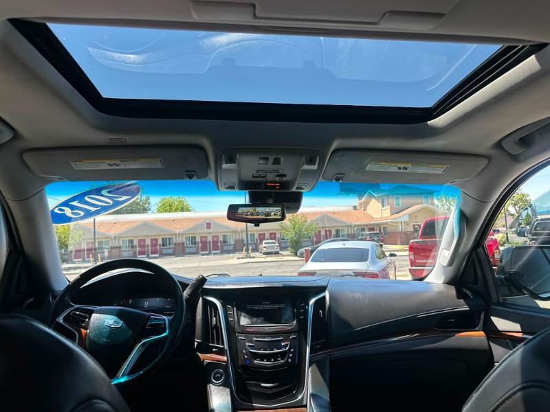 Cadillac Escalade Premium 4WD 2018