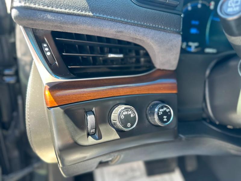 Cadillac Escalade Premium 4WD 2018