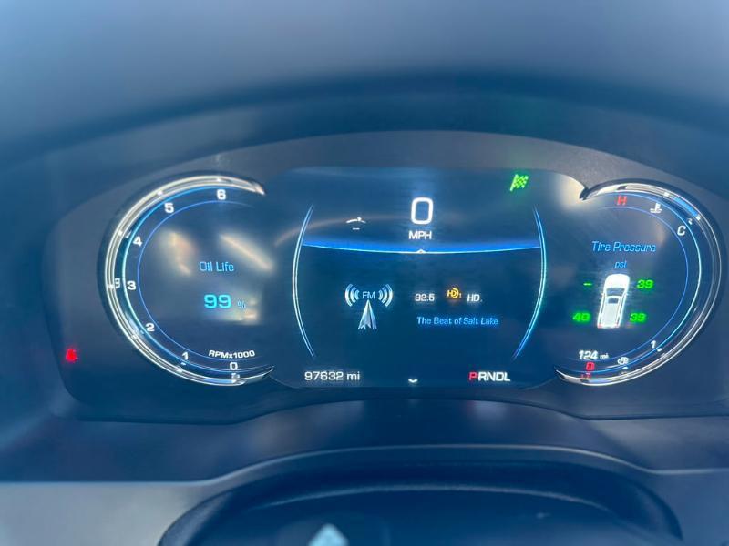 Cadillac Escalade Premium 4WD 2018